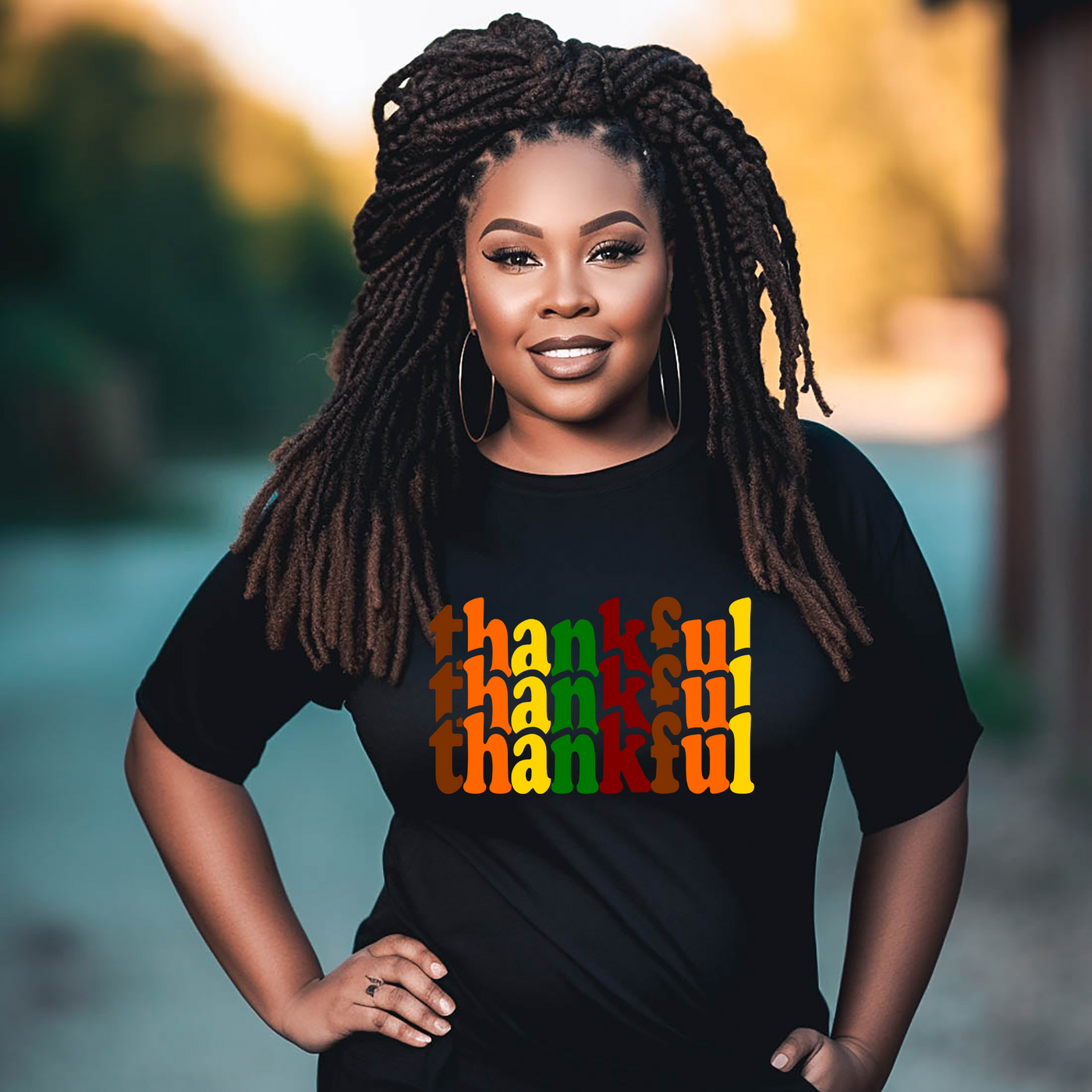 Thankful Vibes Tee – Celebrate Gratitude in Style