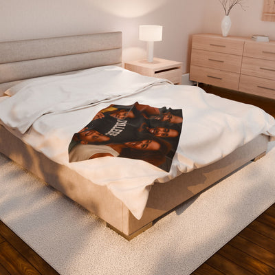 Custom Photo Blanket – A Warm Hug of Memories